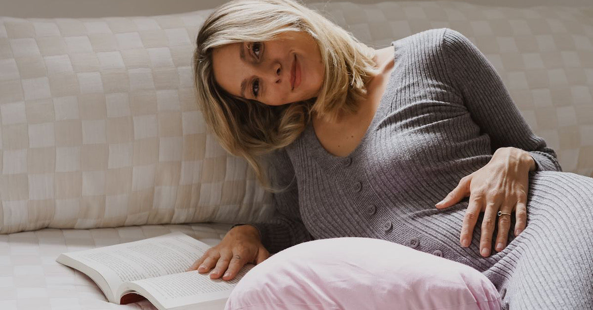 Why Does My Back Hurt When I Sleep While Pregnant? Back Pain Tips